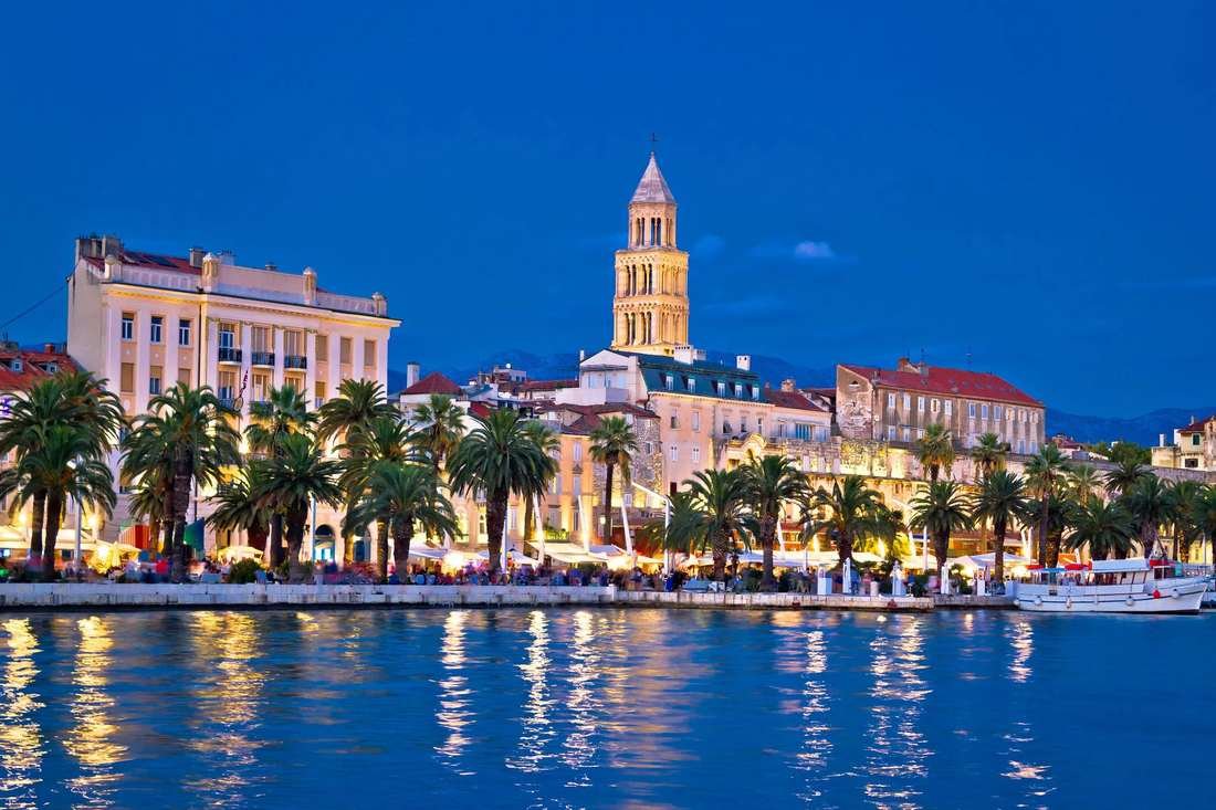 Split — Riva i zvonik katedrale sv. Duje