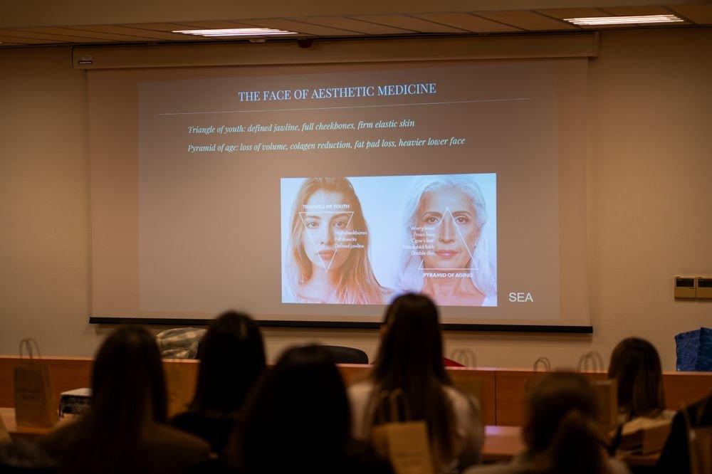 Facial anatomy lecture with a presentation